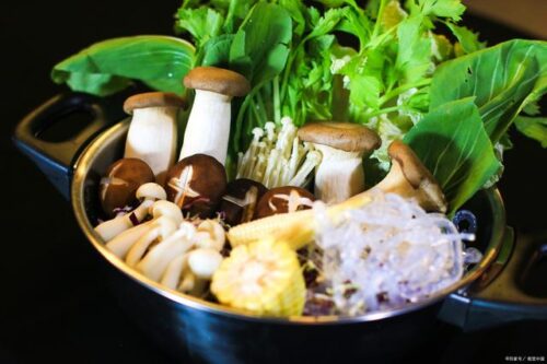 云南美食探索:十大必尝经典,解锁味蕾新体验!插图3 云南美食探索:十大必尝经典,解锁味蕾新体验!插图3