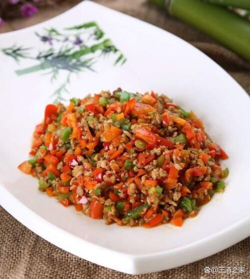 云南美食十大经典:舌尖上的彩云之旅插图4 云南美食十大经典:舌尖上的彩云之旅插图4