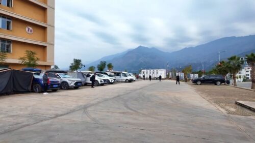 大崇镇房车旅行热潮兴起，当地政府全力保障游客体验插图2