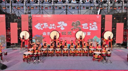 会东县第九届“双黑”美食节双黑美食宴盛大开幕，千人共享冬至盛宴插图3