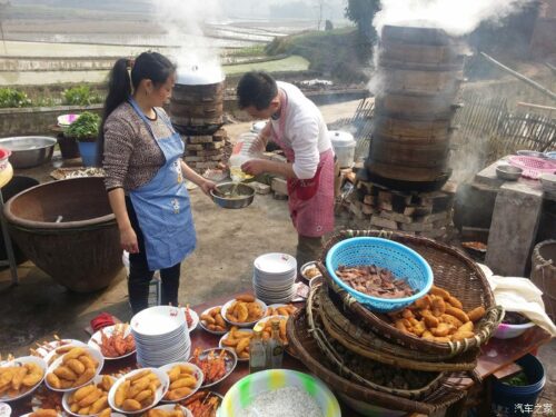 会东杀猪饭:味蕾上的乡情,岁月里的盛宴插图5 会东杀猪饭:味蕾上的乡情,岁月里的盛宴插图5