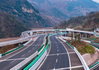 凉山交通 “加速度”:畅行促发展,铺就幸福路插图1 凉山交通 “加速度”:畅行促发展,铺就幸福路插图1