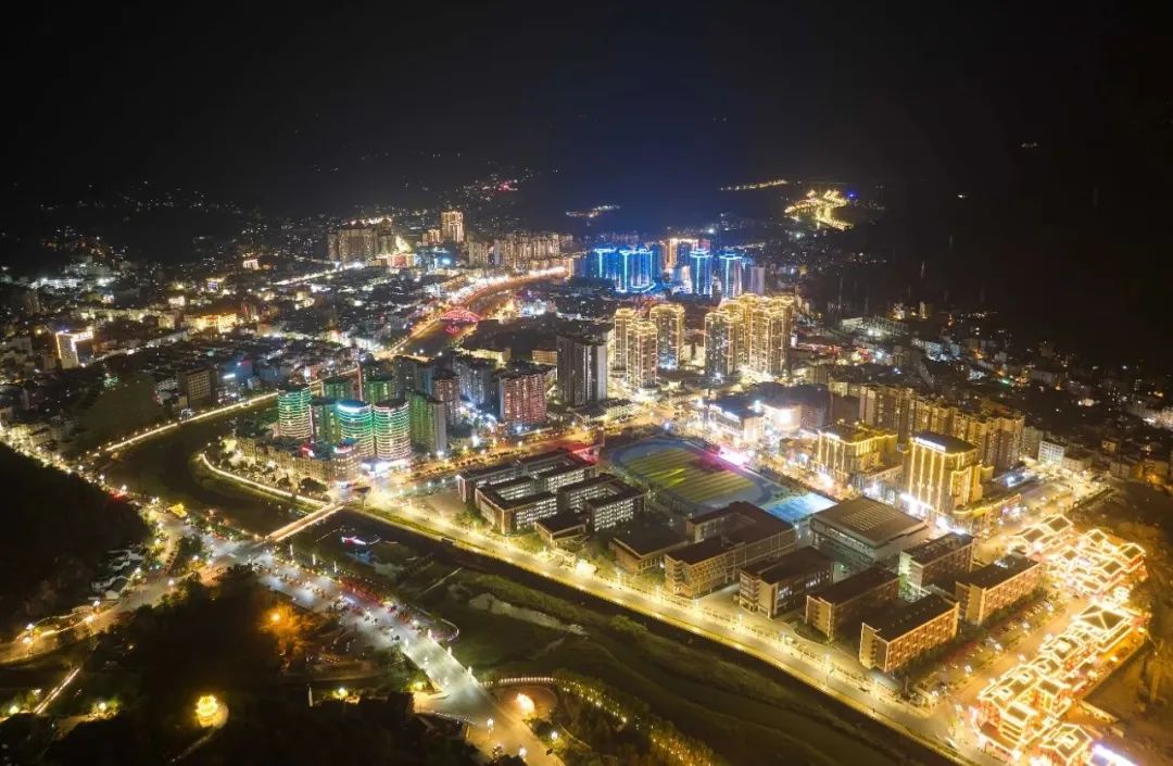 回首 2024 成绩斐然,会东擘画 2025 经济发展新蓝图插图7 回首 2024 成绩斐然,会东擘画 2025 经济发展新蓝图插图7