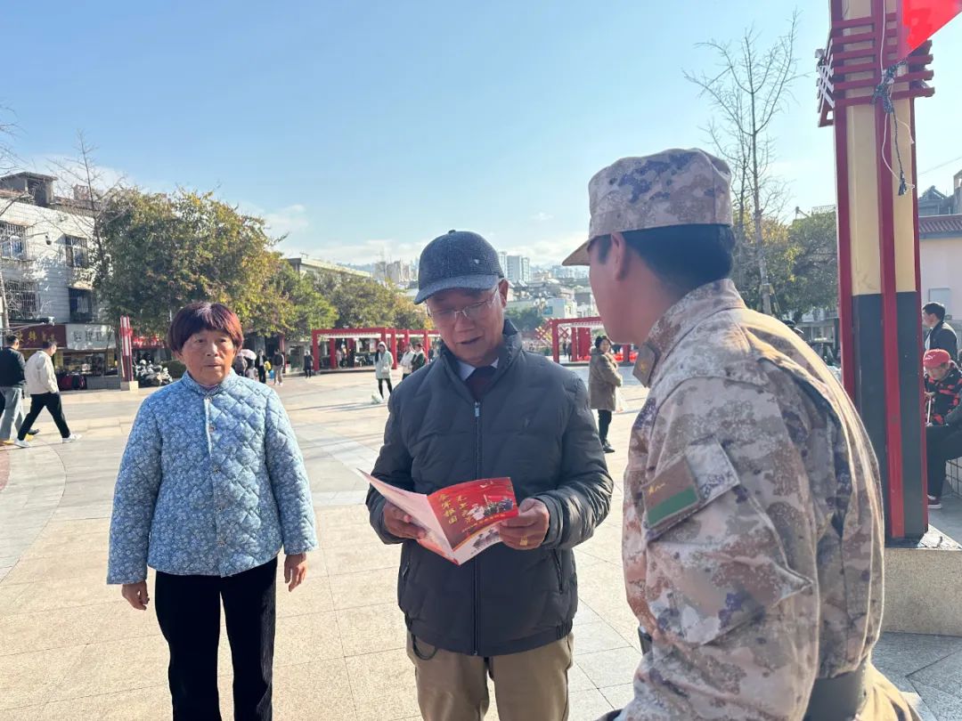 2025 春季征兵宣传进广场,热血青春在这里启航插图2 2025 春季征兵宣传进广场,热血青春在这里启航插图2