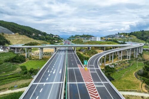 速报!攀宁高速攀枝花至会理段部分客车试通车,车程大缩!-会东网