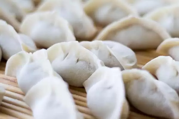 图片[5]-哪个节日的习俗里有插茱萸的行为呢,重阳节的习俗里有插茱萸也叫茱萸节-会东网