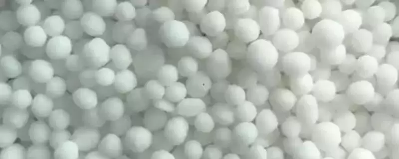 尿素的原料大揭秘：碳、氮、氧、氢组成的有机奥秘-会东网