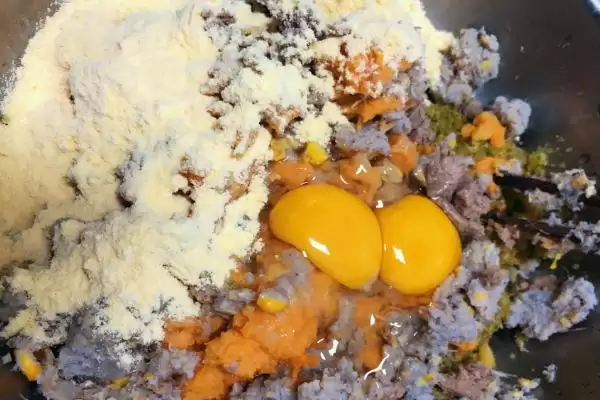 如何自制猫粮？自制猫粮要遵循哪些科学的制作方法和配方？插图2