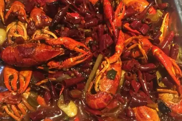 了解正宗小龙虾食用地点的方法和重点？了解正宗小龙虾食用地点要做好哪些细节？插图4