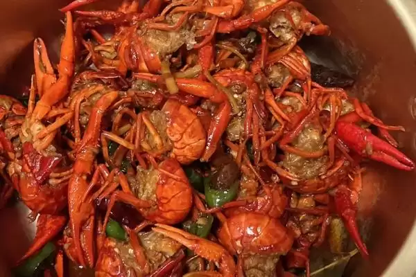 了解正宗小龙虾食用地点的方法和重点？了解正宗小龙虾食用地点要做好哪些细节？插图1