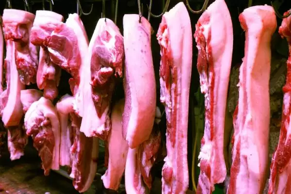 全国猪肉价格大涨原因剖析：养猪户压栏与市场短缺关系插图1