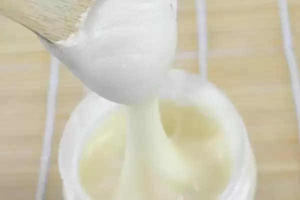 图片[4]-正宗椴树蜜的特征，质地粘稠呈水白色-会东网