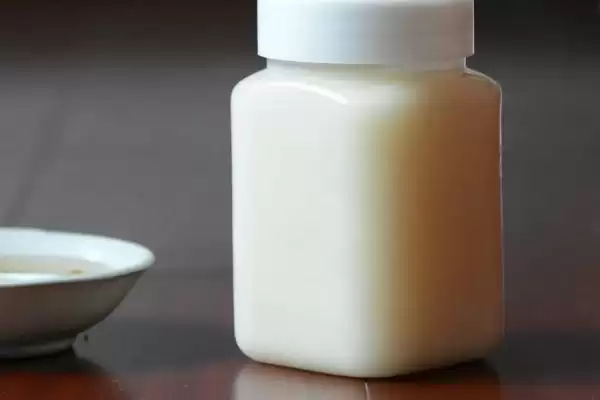 枇杷蜜口感怎样，甜润适口并略带杏仁香味插图3