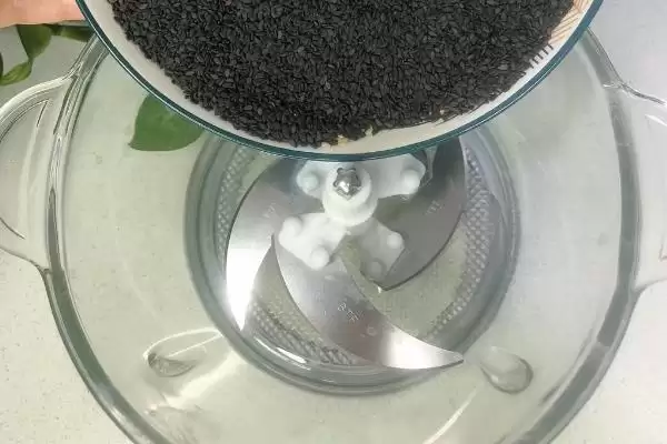 猫饭海带粉怎么做比较好 ,猫饭海带粉制作步骤是什么插图2 猫饭海带粉怎么做比较好 ,猫饭海带粉制作步骤是什么插图2