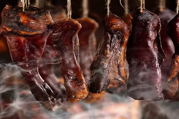 制作一斤腊肉配盐量的方法和重点？养猪与猪肉加工有哪些相关细节？插图4