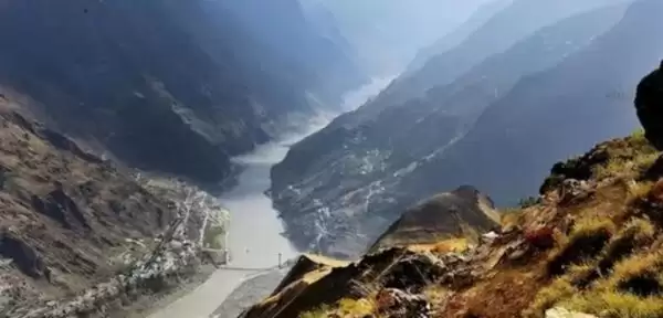 探秘会东老君峰:大自然的雄浑杰作插图1 探秘会东老君峰:大自然的雄浑杰作插图1