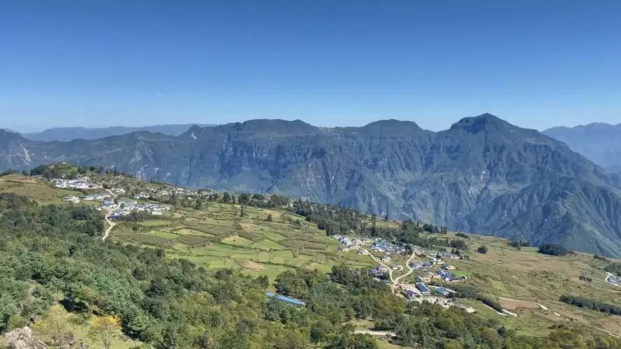 凉山州布拖县本子村:探访大凉山深处的彝族古村落-会东网