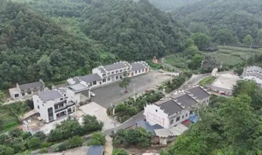 老君滩乡:山水之间展新貌,特色发展谱新篇插图2 老君滩乡:山水之间展新貌,特色发展谱新篇插图2