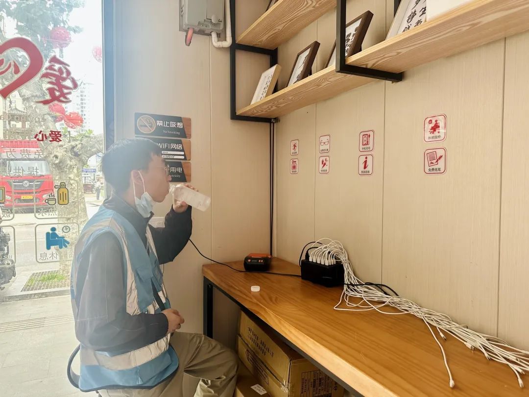 会东县“工哩啦”石榴籽驿站:聚焦民生小事 传递城市温度插图2 会东县“工哩啦”石榴籽驿站:聚焦民生小事 传递城市温度插图2