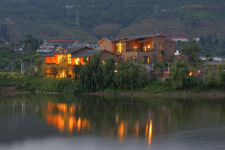 当火把燃情邂逅夏凉,会东邀您共赴三线浪漫清凉之旅插图1 当火把燃情邂逅夏凉,会东邀您共赴三线浪漫清凉之旅插图1