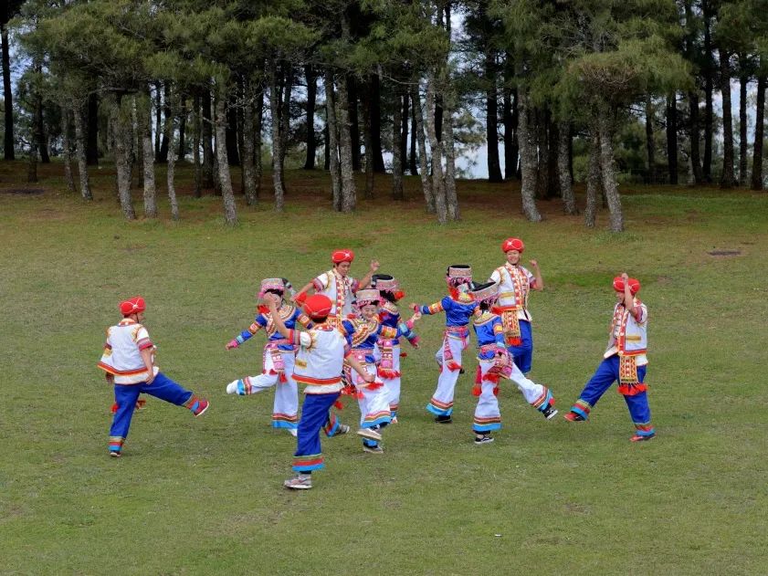 邂逅会东:嘎且且撒勒舞,奏响原始纯粹的乐章插图4 邂逅会东:嘎且且撒勒舞,奏响原始纯粹的乐章插图4