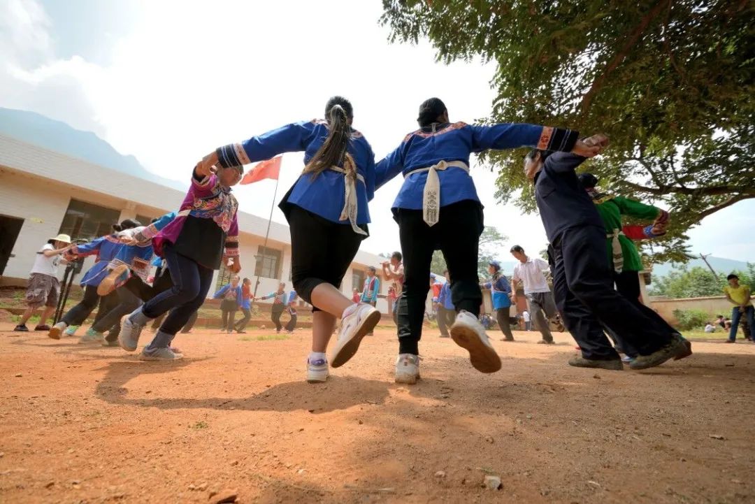 邂逅会东:嘎且且撒勒舞,奏响原始纯粹的乐章插图9 邂逅会东:嘎且且撒勒舞,奏响原始纯粹的乐章插图9