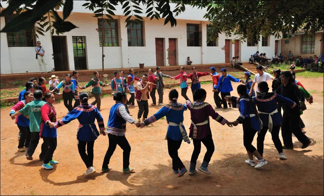邂逅会东:嘎且且撒勒舞,奏响原始纯粹的乐章插图15 邂逅会东:嘎且且撒勒舞,奏响原始纯粹的乐章插图15