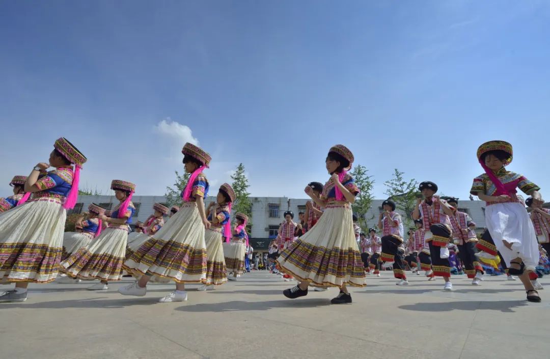 邂逅会东:嘎且且撒勒舞,奏响原始纯粹的乐章插图19 邂逅会东:嘎且且撒勒舞,奏响原始纯粹的乐章插图19