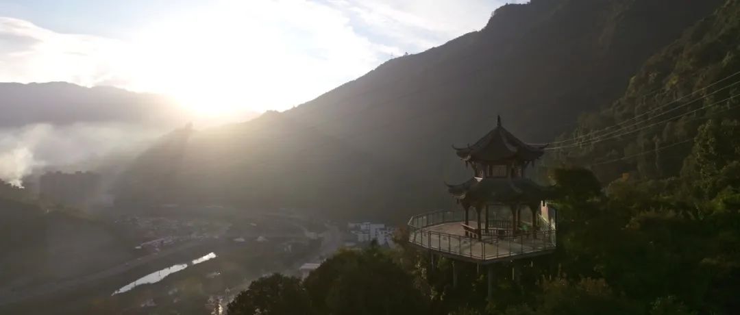 会东火把节十二时辰:邂逅美食美景与热情插图9 会东火把节十二时辰:邂逅美食美景与热情插图9