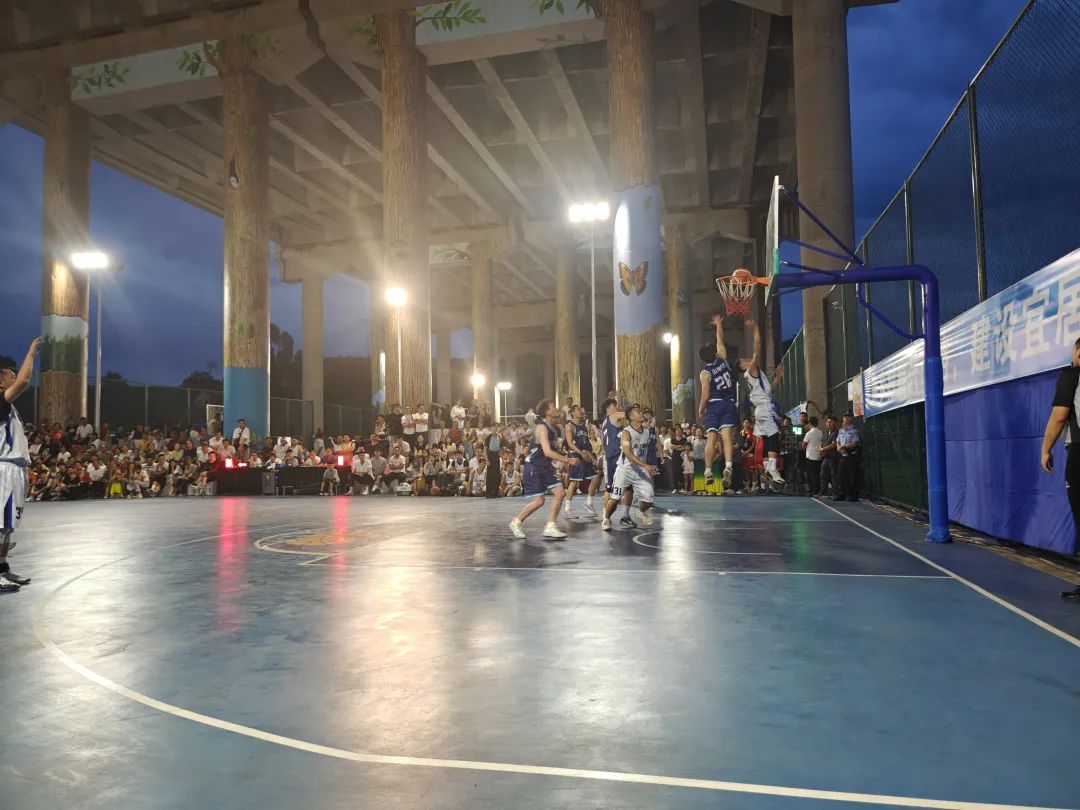 姜州“村 BA”:夏日乡村里的热血与烟火交响插图2 姜州“村 BA”:夏日乡村里的热血与烟火交响插图2