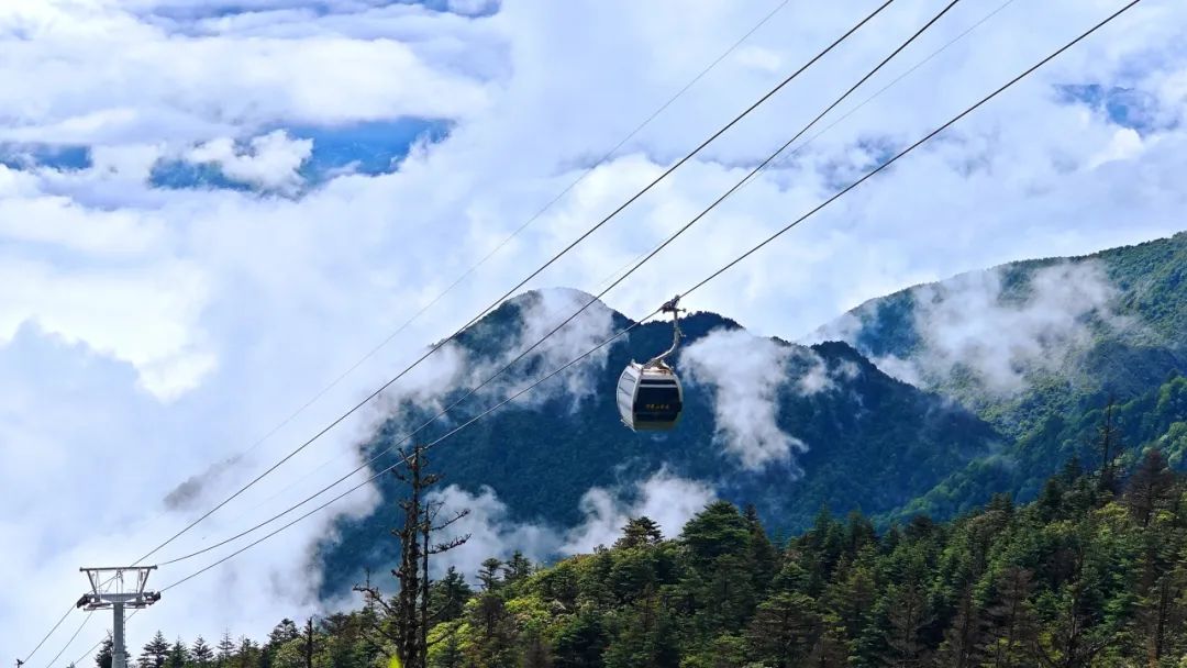 三伏天去哪儿?螺髻山清凉游等你来嗨!插图1 三伏天去哪儿?螺髻山清凉游等你来嗨!插图1