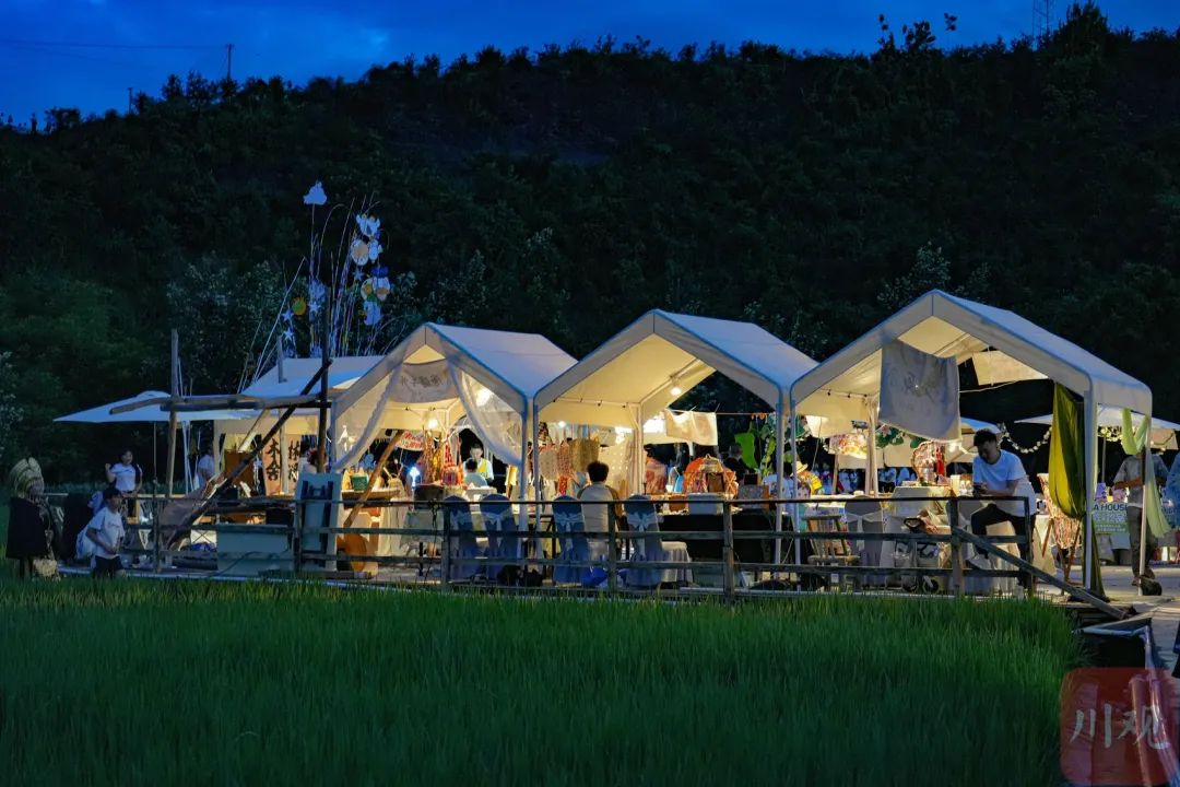 会东姜州镇陌上姜州:驱车2小时,解锁田园撒欢与摩登集市的诗意秘境插图4 会东姜州镇陌上姜州:驱车2小时,解锁田园撒欢与摩登集市的诗意秘境插图4