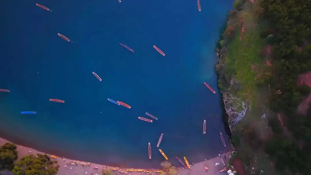 盐源:海拔 2600 米 + 的清凉宝藏地,山林、泸沽湖、果园畅享惬意避暑插图7 盐源:海拔 2600 米 + 的清凉宝藏地,山林、泸沽湖、果园畅享惬意避暑插图7