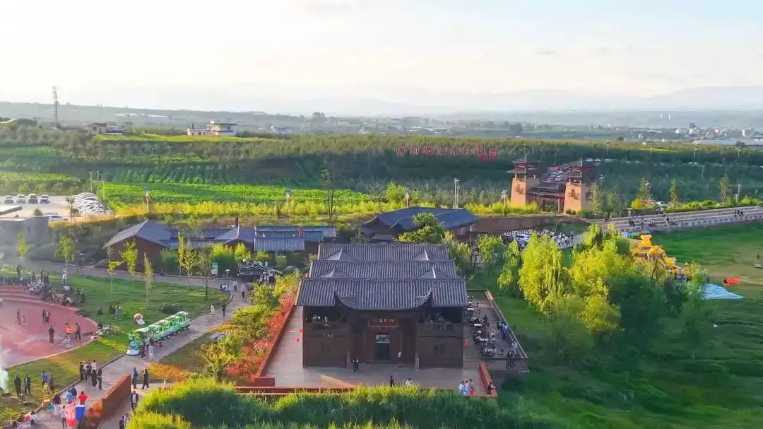 盐源:海拔 2600 米 + 的清凉宝藏地,山林、泸沽湖、果园畅享惬意避暑插图16 盐源:海拔 2600 米 + 的清凉宝藏地,山林、泸沽湖、果园畅享惬意避暑插图16