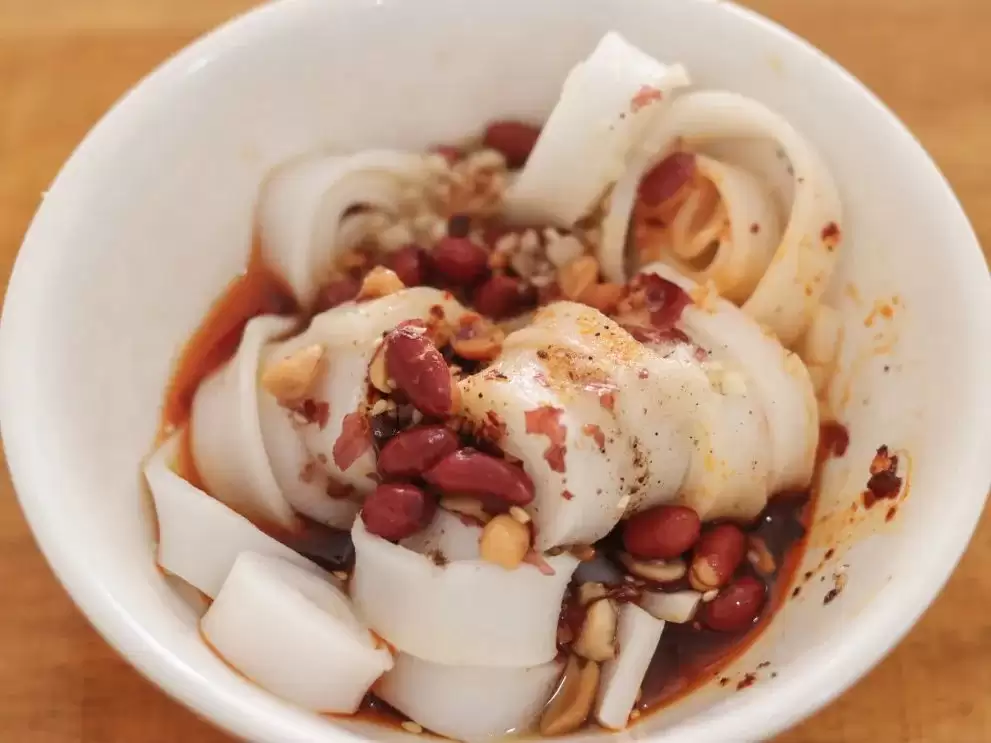 立秋后西昌仍热,本地人狂炫的清凉美食大揭秘:冰糕凉粉冰粉水果等速看插图8 立秋后西昌仍热,本地人狂炫的清凉美食大揭秘:冰糕凉粉冰粉水果等速看插图8