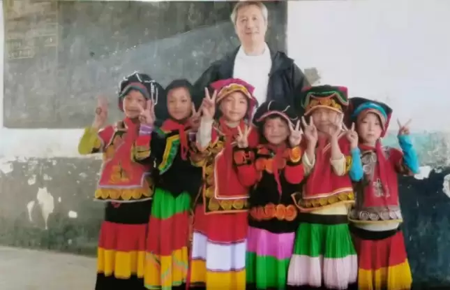 从凉山大山到北大:马嘉兰(曲比莳婍)的逐梦之路与感恩回馈插图1 从凉山大山到北大:马嘉兰(曲比莳婍)的逐梦之路与感恩回馈插图1