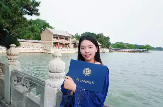 从凉山大山到北大:马嘉兰(曲比莳婍)的逐梦之路与感恩回馈插图3 从凉山大山到北大:马嘉兰(曲比莳婍)的逐梦之路与感恩回馈插图3