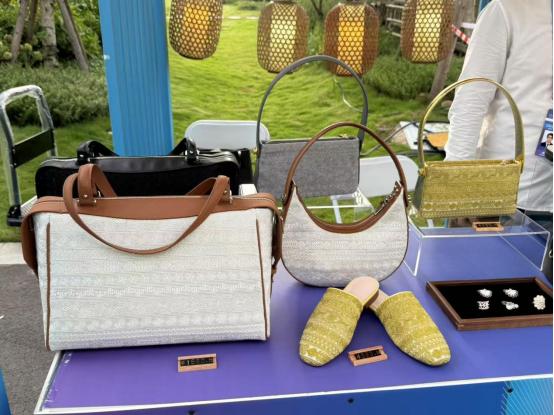 2025 成都世运会:凉山非遗惊艳亮相,多元融合展民族文化魅力插图3 2025 成都世运会:凉山非遗惊艳亮相,多元融合展民族文化魅力插图3