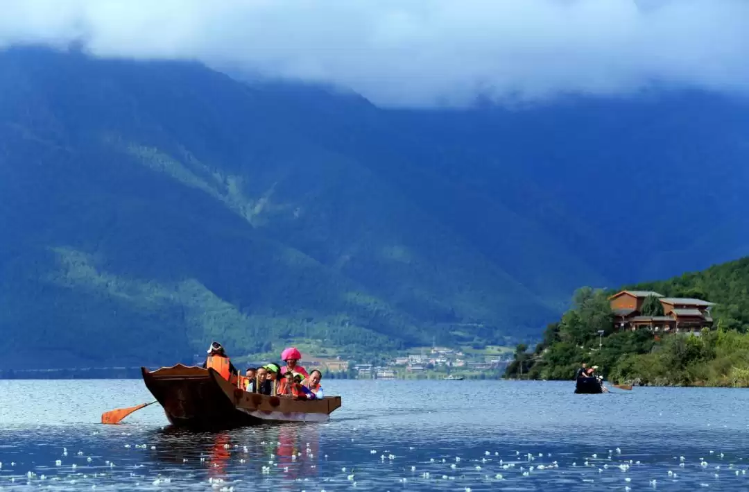 跳出 “浪浪山” 迷茫?来盐源搭建观景台,以湖光、烟火与历史校准内心插图7 跳出 “浪浪山” 迷茫?来盐源搭建观景台,以湖光、烟火与历史校准内心插图7