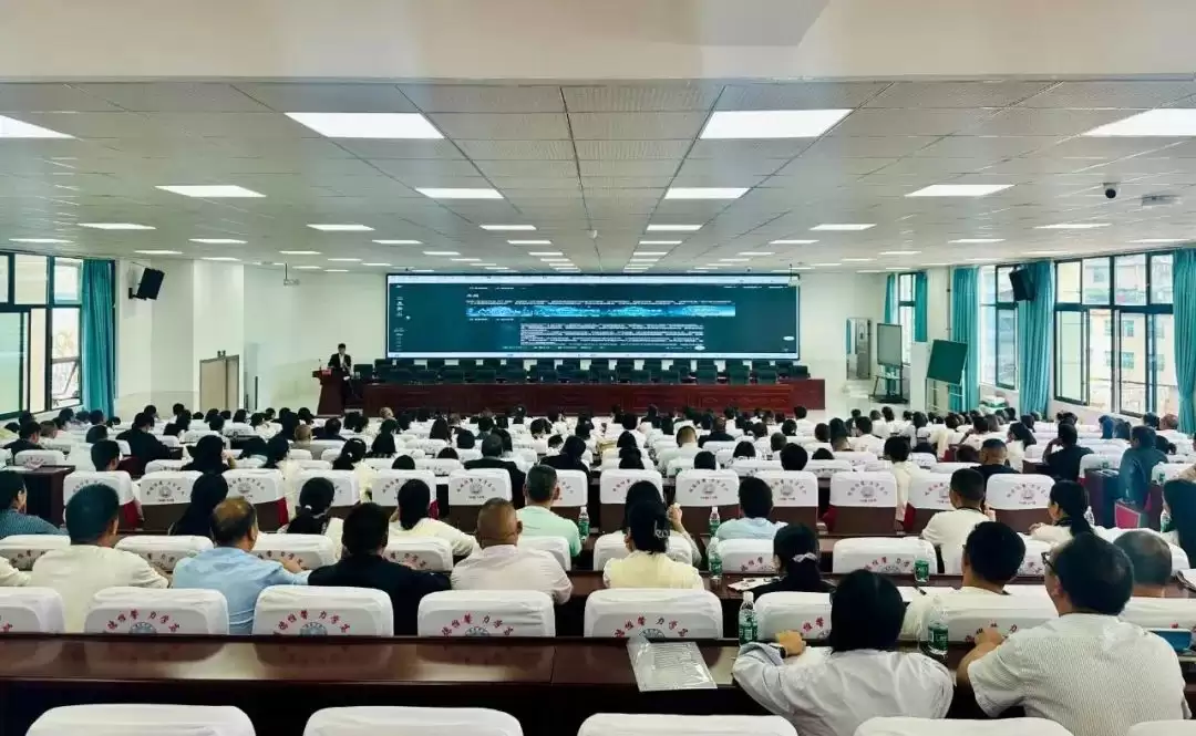 会东县 2025 年新课标下中小学教师能力提升培训圆满收官,助力教育高质量发展插图 会东县 2025 年新课标下中小学教师能力提升培训圆满收官,助力教育高质量发展插图