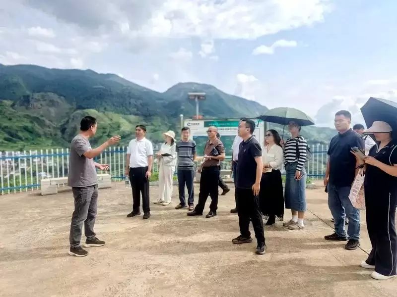 会东县文联与烟草局联合举办采风活动:“文艺 + 烟叶产业” 助力乡村振兴插图 会东县文联与烟草局联合举办采风活动:“文艺 + 烟叶产业” 助力乡村振兴插图