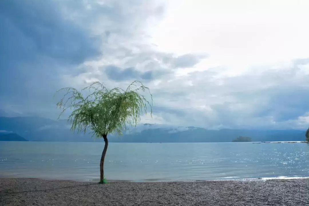 七夕相约凉山:在湖光山色与民俗风情中镌刻浪漫爱情记忆插图14 七夕相约凉山:在湖光山色与民俗风情中镌刻浪漫爱情记忆插图14