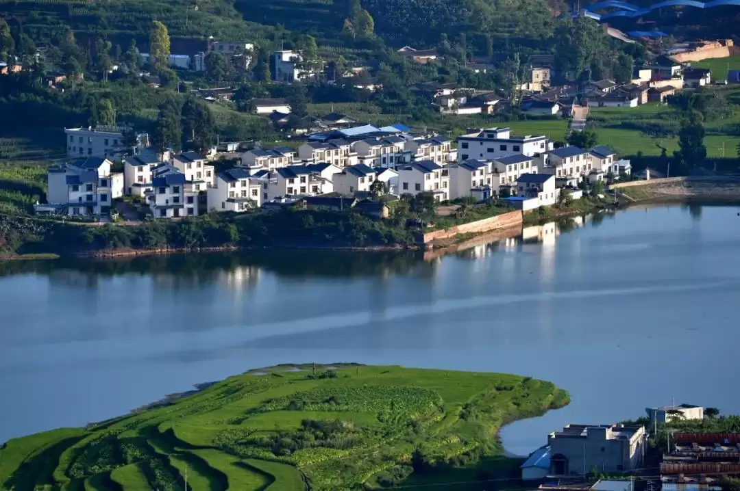 七夕相约凉山:在湖光山色与民俗风情中镌刻浪漫爱情记忆插图27 七夕相约凉山:在湖光山色与民俗风情中镌刻浪漫爱情记忆插图27