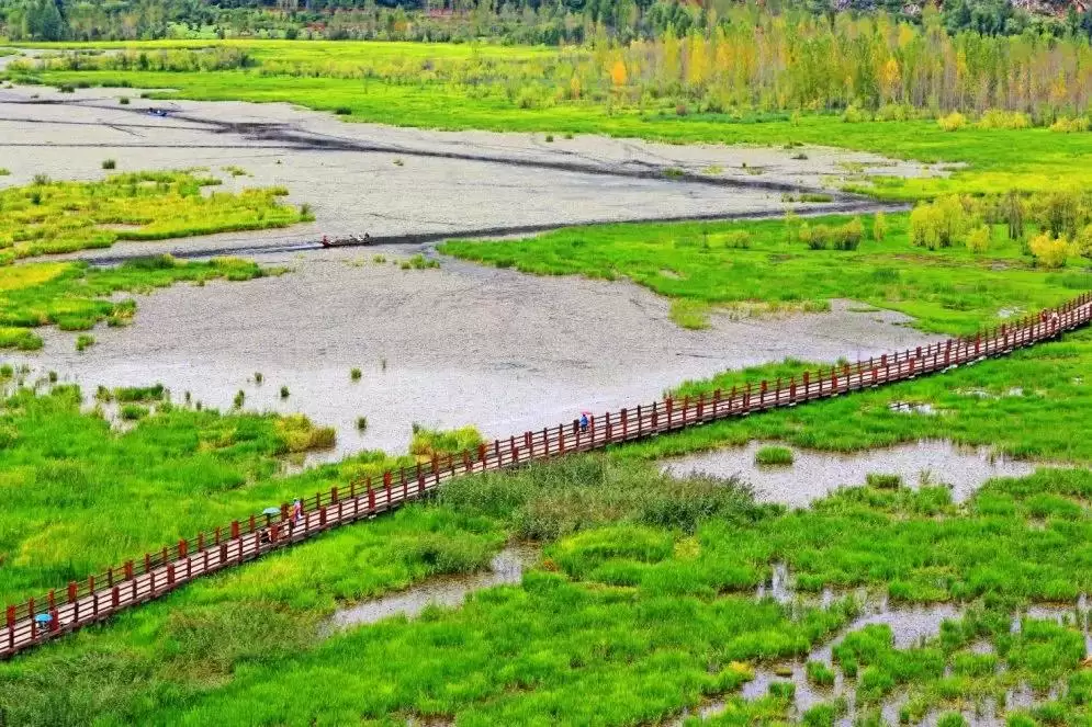 七夕相约凉山:在湖光山色与民俗风情中镌刻浪漫爱情记忆插图9 七夕相约凉山:在湖光山色与民俗风情中镌刻浪漫爱情记忆插图9