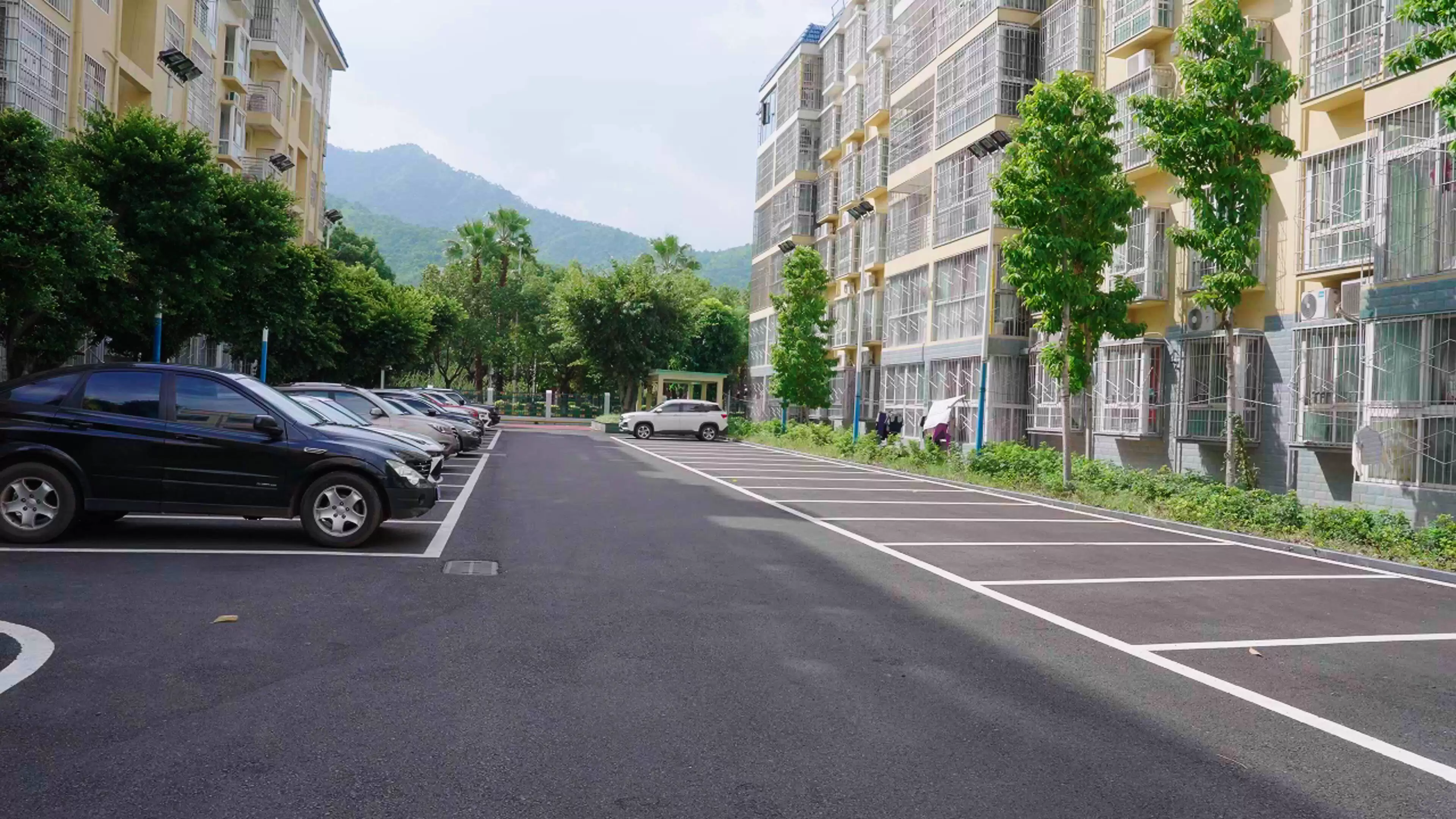 攀枝花老旧小区改造 “加速度”:破痛点、焕新颜,居民幸福感节节攀升插图1 攀枝花老旧小区改造 “加速度”:破痛点、焕新颜,居民幸福感节节攀升插图1