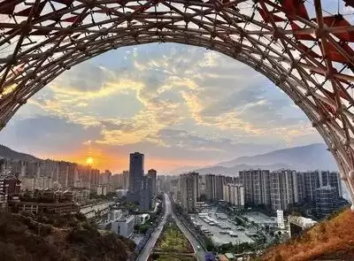 川超联赛巅峰对决:凉山与攀枝花,赛场内外的文旅同源探秘-会东网