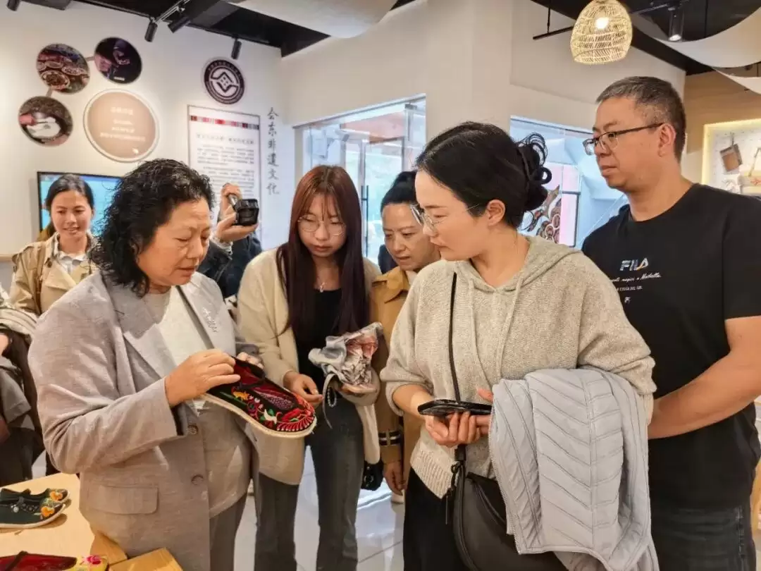 会东县 2025 年小学英语教师 “陌上姜州” 园区研学:融本土文化 探英语教学新径-会东网