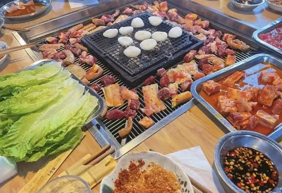 西昌邛海湿地马拉松 11.1 开跑!两天一晚畅玩攻略,尽享美景与美食插图20 西昌邛海湿地马拉松 11.1 开跑!两天一晚畅玩攻略,尽享美景与美食插图20