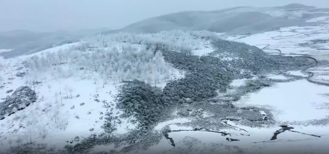跟着大凉山戏剧节游凉山:五条线路,探秘十余个 “自然剧场” 的独特魅力插图3 跟着大凉山戏剧节游凉山:五条线路,探秘十余个 “自然剧场” 的独特魅力插图3