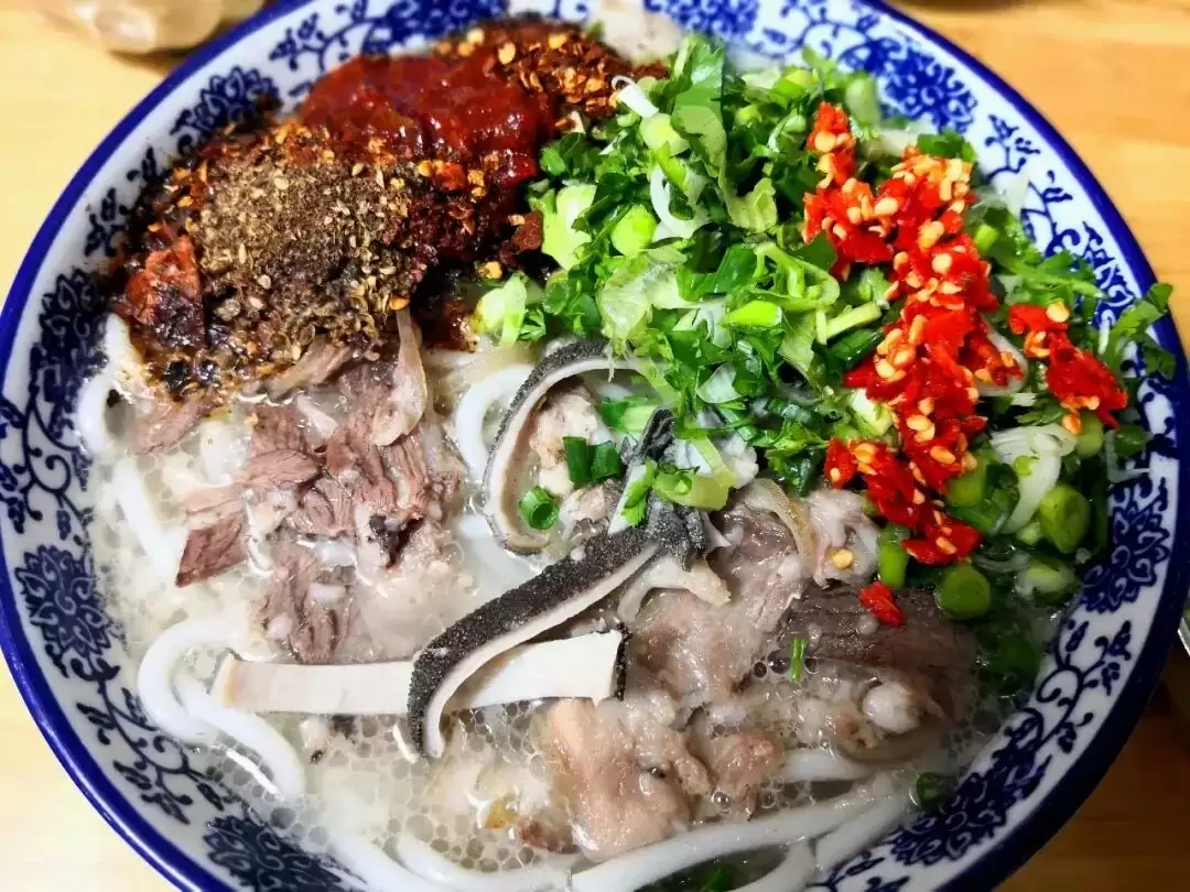 立冬时节,会理羊肉粉为何让游子如此魂牵梦绕?背后原因大揭秘!插图6 立冬时节,会理羊肉粉为何让游子如此魂牵梦绕?背后原因大揭秘!插图6